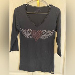 🧹4️⃣ for $20 Jake's Black Heart Angel Wings Embellished Tee